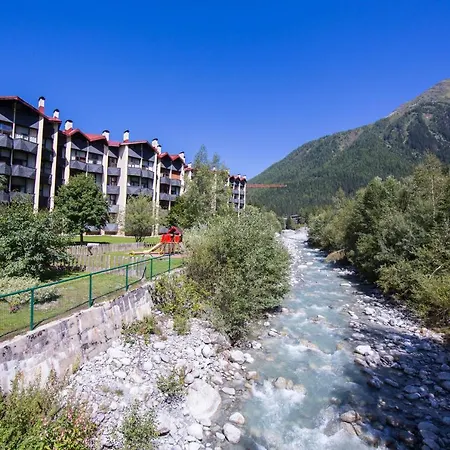 Sainte-foy-l'argentiere Sleeps 4 Appartement